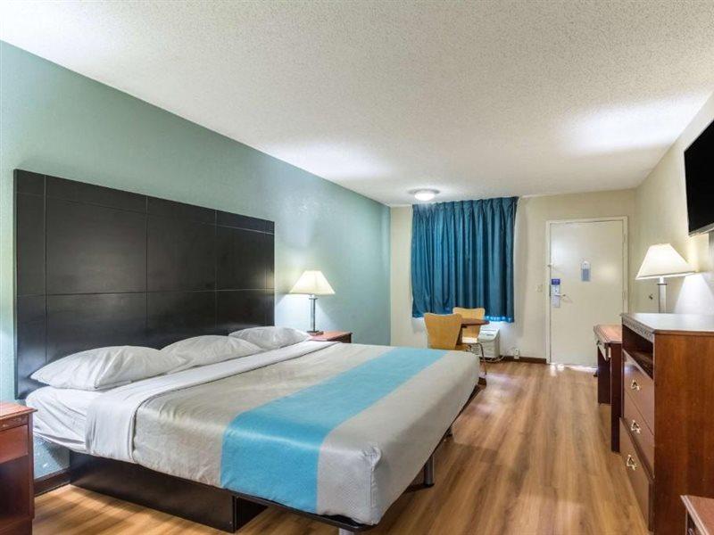 Motel 6-Kenly, Nc Exteriér fotografie